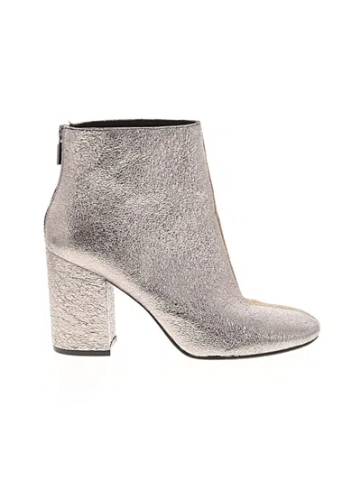 Pre-owned Kenneth Cole New York Ankle Boots In Silver