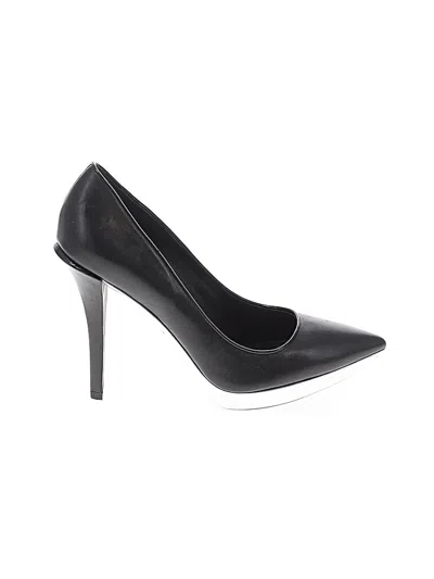 Pre-owned Kenneth Cole New York Heels In Black