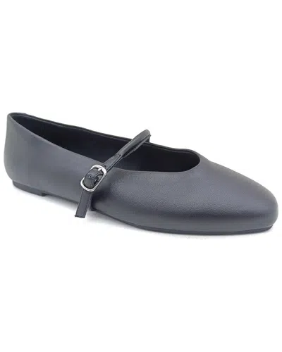 Kenneth Cole New York Magnolia Leather Flat In Black Leather
