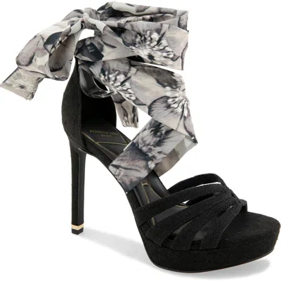 Kenneth Cole Nikki Sandal In Black