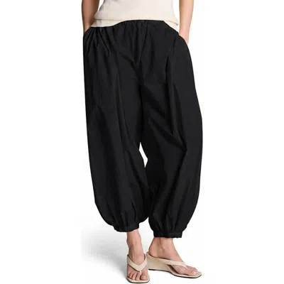Kenneth Cole Pull-on Balloon Pants In Black