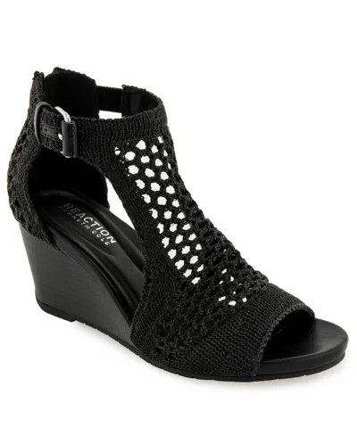 Kenneth Cole Reaction Gracie Wedge Sandals In Black