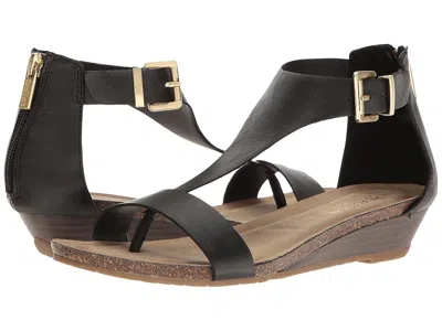 Kenneth Cole Reaction Great Gal In Black
