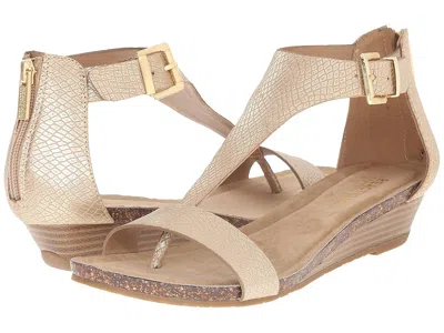 Kenneth Cole Reaction Great Gal In Neutral