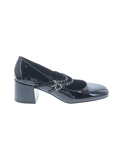 Pre-owned Kenneth Cole Reaction Heels In Black