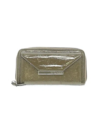 Pre-owned Kenneth Cole Reaction Wallet In Silver