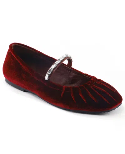 Kenneth Cole Reaction Women's Eimar Ballet Flats In Burgundy Velvet