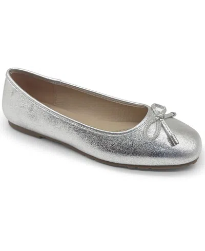 Kenneth Cole Reaction Women's Elstree Ballet Flats In Silver