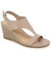 Kenneth Cole Reaction Women's Greatly Thong Almond Toe Wedge Sandals In Chai