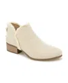 Kenneth Cole Reaction Women's Side Skip Shooties In Soft Gold Knit