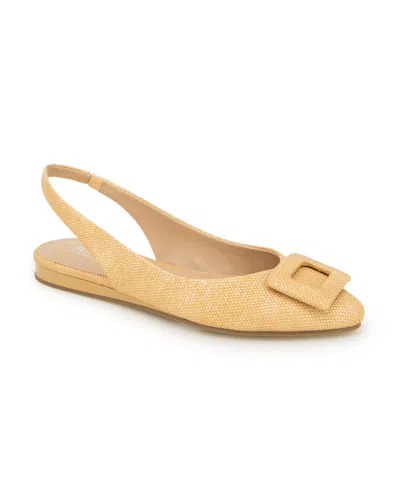 Kenneth Cole Reaction Womens's Linton Buckle Wedge Flats In Natural Weave