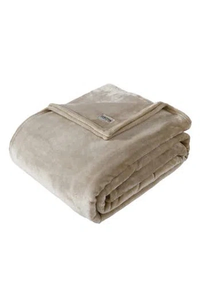 Kenneth Cole Solid Throw Blanket In Oatmeal