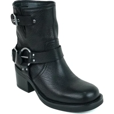 Kenneth Cole Stride Bootie In Black Leather