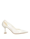 Kenneth Cole Woman Pumps White Size 7 Leather In White