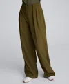 Kenneth Cole Luxe Twill Wide Leg Pleat Front Pant In Green