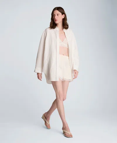 Kenneth Cole Women's Mid-rise Lace Pull-on Shorts In White