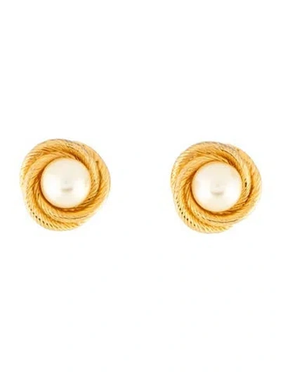 Pre-owned Kenneth Jay Lane Faux Pearl Stud Earrings In Multicolor