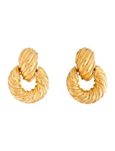 Pre-owned Kenneth Jay Lane Twist Doorknocker Clip Earring In Multicolor