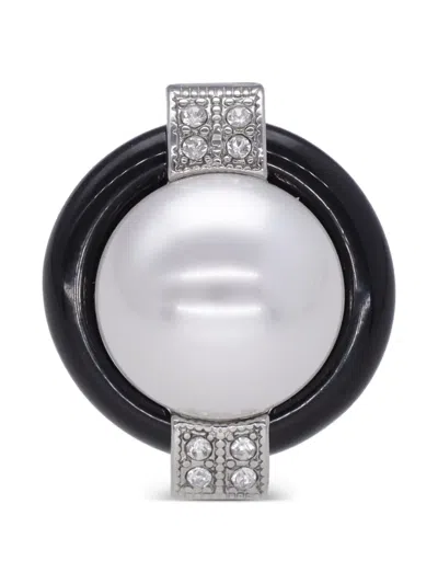 Pre-owned Kenneth Jay Lane Vintage 1970s Pearl Ring