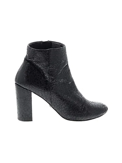 Pre-owned Kensie Ankle Boots In Black
