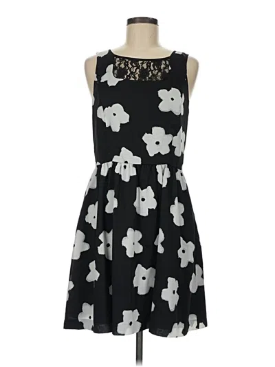 Pre-owned Kensie Cocktail Dress In Black