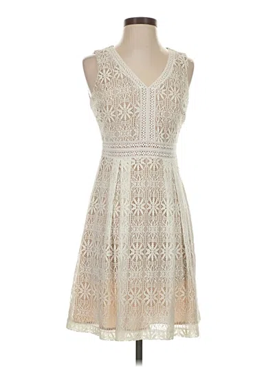 Pre-owned Kensie Cocktail Dress In Ivory