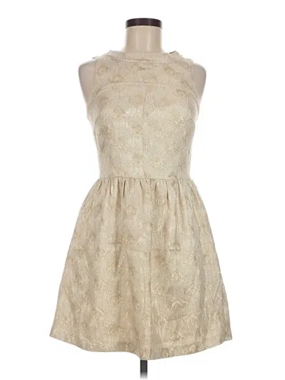 Pre-owned Kensie Cocktail Dress In Ivory