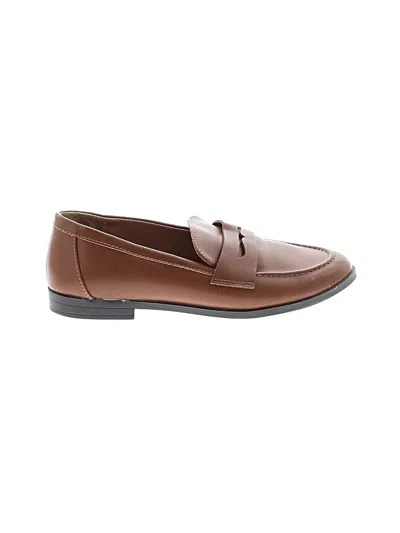 Pre-owned Kensie Flats In Brown