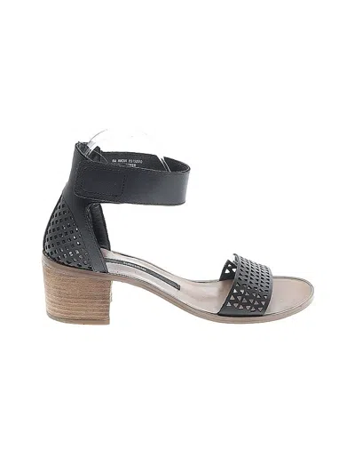 Pre-owned Kensie Heels In Black