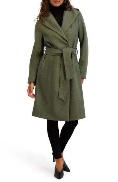 Kensie Hooded Coat In Green