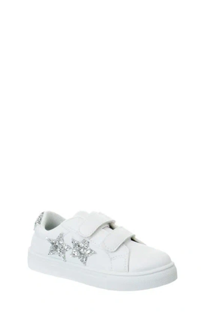 Kensie Kids' Sparkle Star Sneaker In White Silver