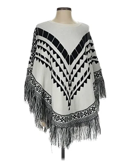 Pre-owned Kensie Poncho In White