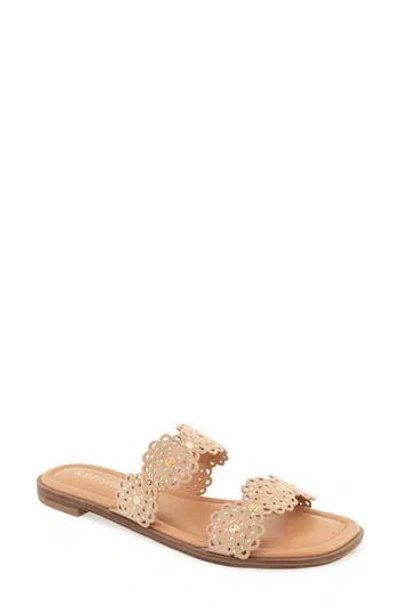 Kensie Reese Sandal In Brown