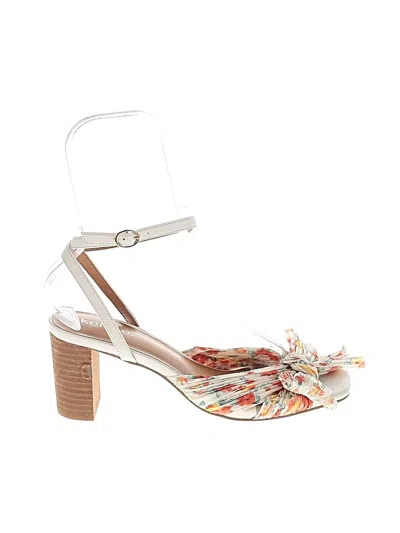Pre-owned Kensie Sandals In White
