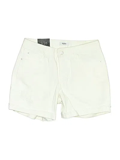 Pre-owned Kensie Shorts In Ivory