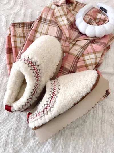 Kenzkustomz Women's Holiday Spice Sherpa Platform Slippers In Off White