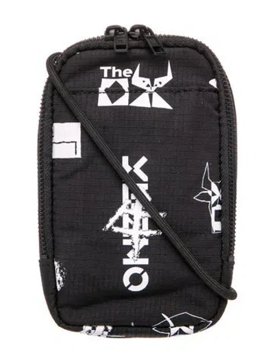 Pre-owned Kenzo Nylon Pouch In Black