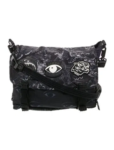 Pre-owned Kenzo Nylon Shoulder Bag In Black