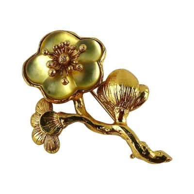 Pre-owned Kenzo Vintage Gold Toned Resin Flower Brooch In Brown
