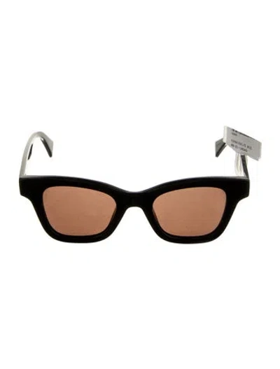 Pre-owned Kenzo Wayfarer Tinted Sunglasses In Black