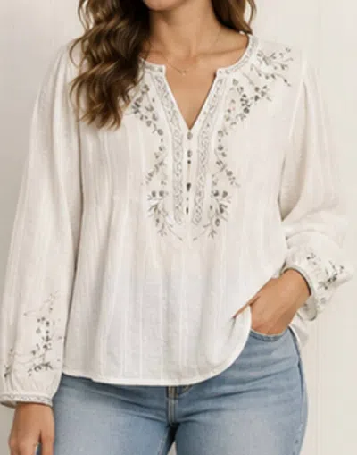 Keren Hart V-neck Long Sleeve Blouse In White /sliver