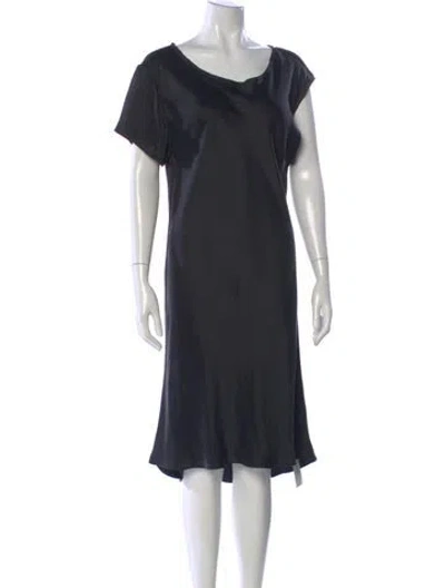 Pre-owned Kes Silk Knee-length Dress In Black