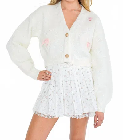 Kestan Aspen Long Sleeve V-neck Cardigan In White