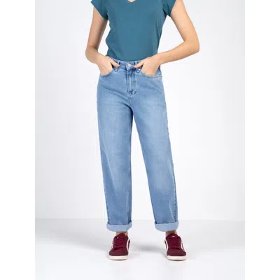 Kettlewell Darla Boyfriend Mid Rise Jeans In Blue