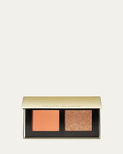 Kevyn Aucoin The Art Of Blush & Glow In White
