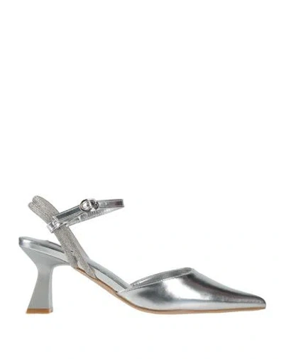 Keys Woman Pumps Silver Size 8 Textile Fibers