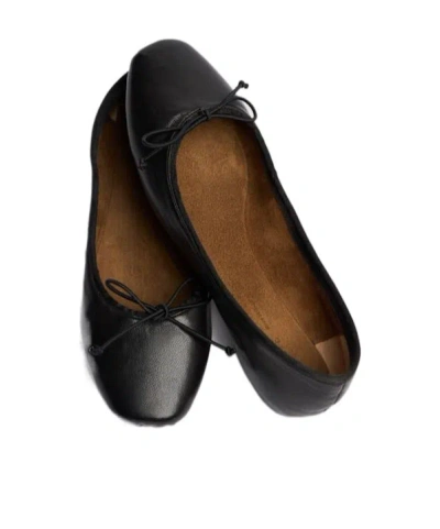 Khaite Charlotte Leather Ballerina Flats In Black