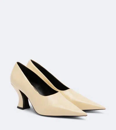 Khaite Colleen Leather Pumps In White