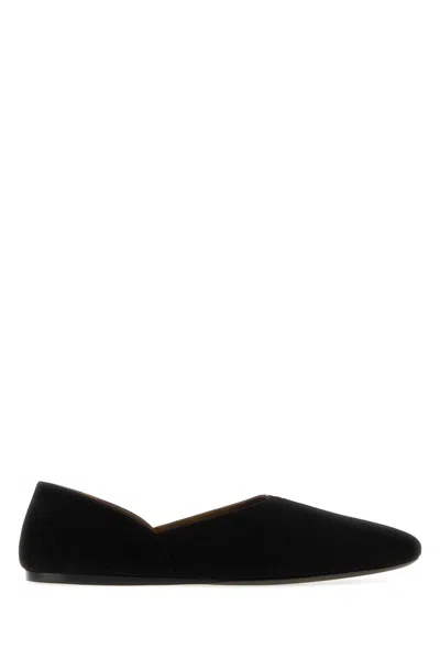 Khaite Jane Flat In Black