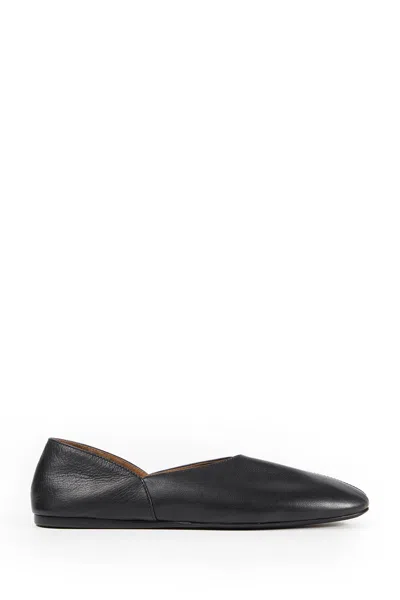 Khaite Jane Flats In Black